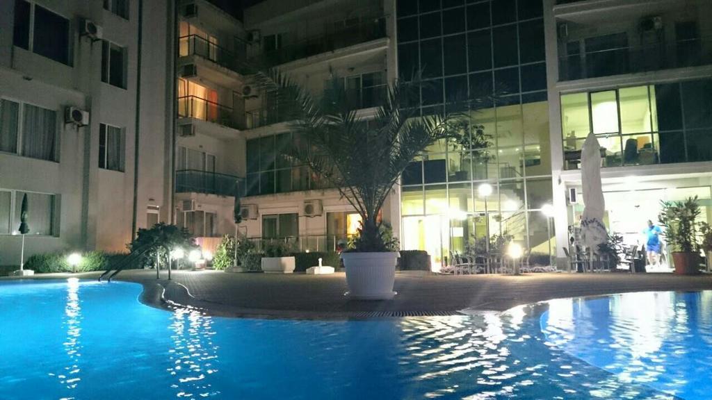 Alexander Lozenets Beach Complex Apartment Экстерьер фото