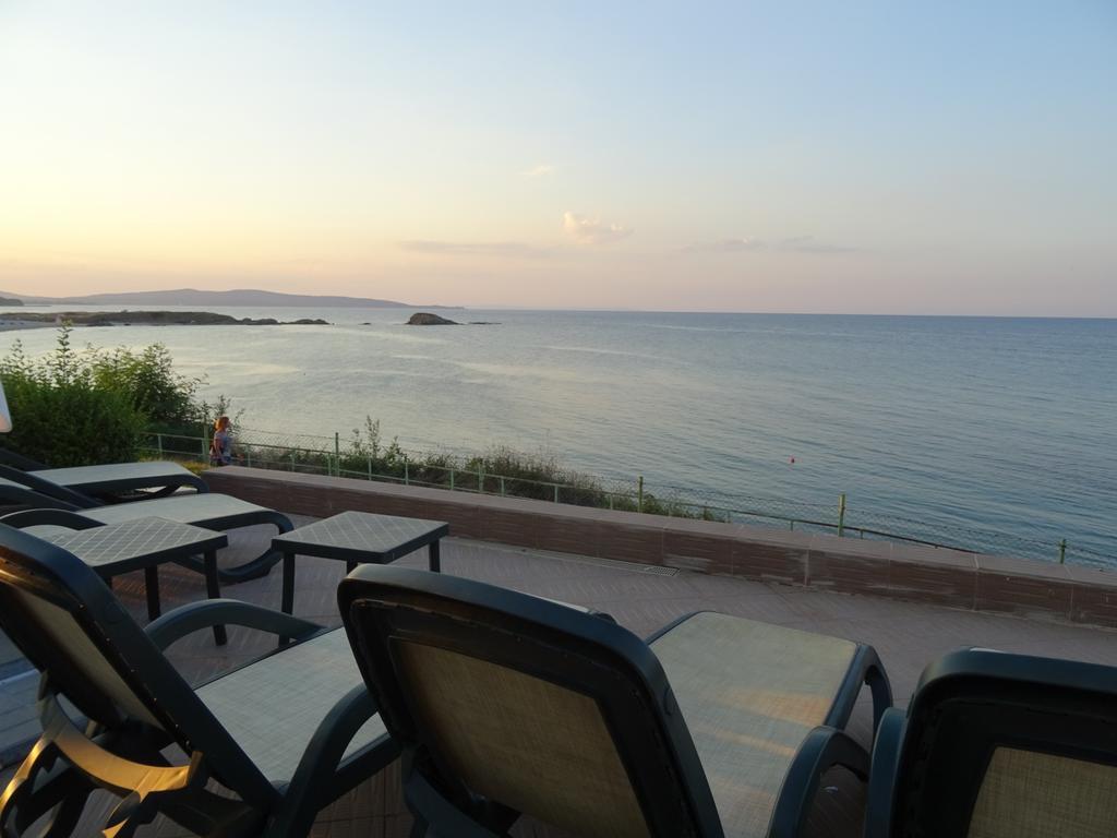 Alexander Lozenets Beach Complex Apartment Экстерьер фото